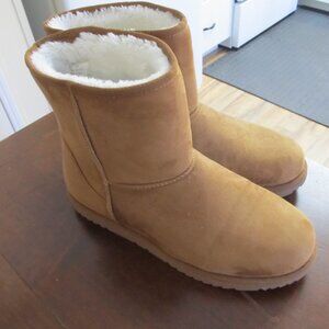 Fake Tan Uggs Size 13